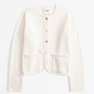 Abercrombie & Fitch NWOT Cream Button Down Sweater